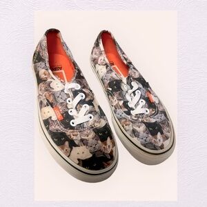 ASPCA Vans cat shoes, size 7.